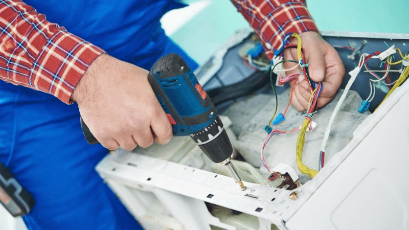 Adapazarı Hoover Hoover çamaşır makinesi kart tamiri – Su almama arızası orijinal parça ile giderildi. - Teknik servis örneği